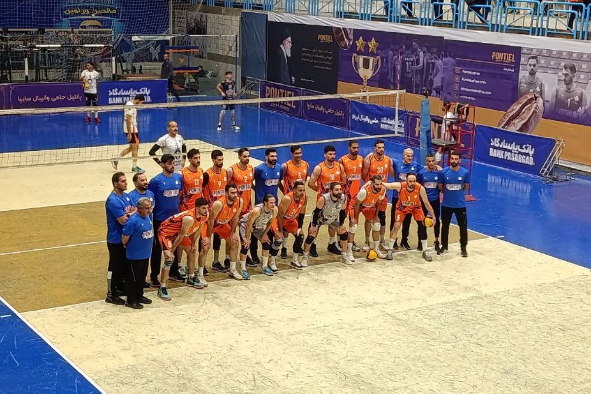 تقابل حساس سایپا ورامین و صنعتگران امید در هفته دوم لیگ برتر والیبال