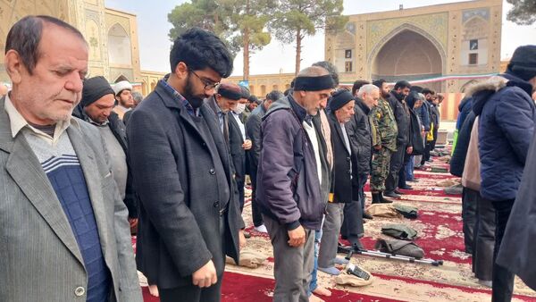 اقامه نماز پرفیض جمعه در سمنان