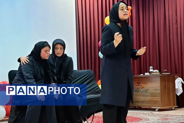 چهل و چهارمین جشنواره فرهنگی و هنری در رشته عروسکی و صحنه ای و خیابانی در نیشابور