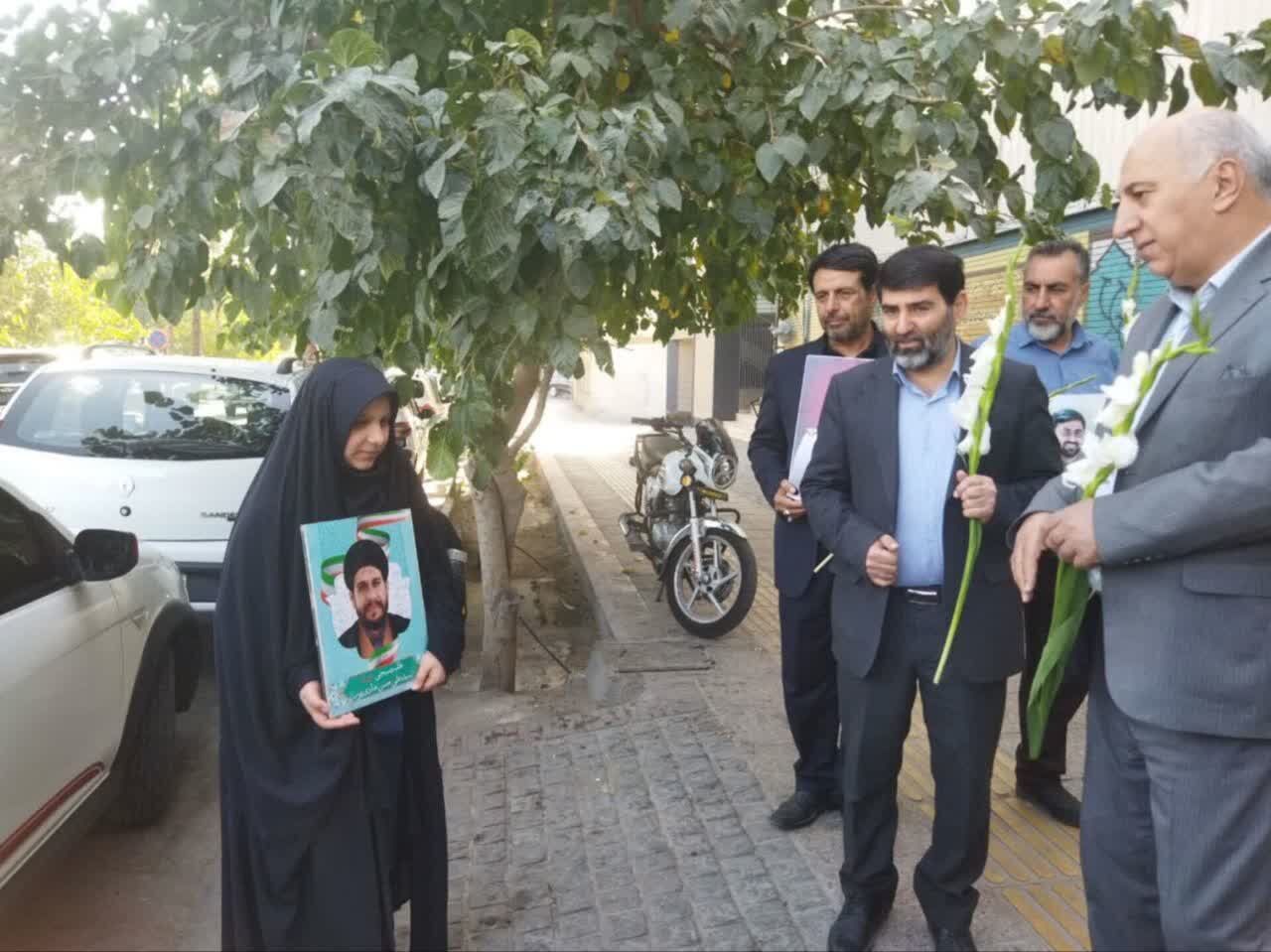 آغازدانایی، پاسداشت ایستادگی