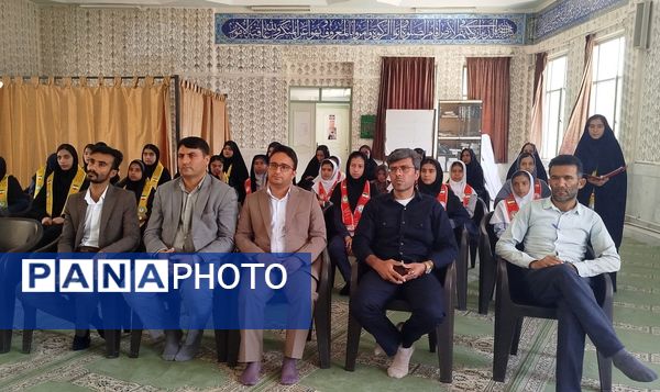 تجلیل از دانش‌آموز خبرنگاران پانا در لردگان