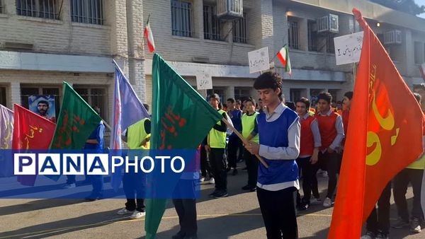 افتتاحیه المپیاد ورزشی درون مدرسه ای در دبیرستان سروش شاهد منطقه ۱۶