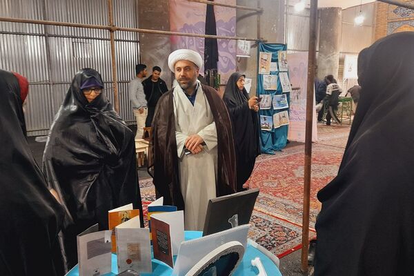 برپایی نمایشگاه دستاورهای دانش‌آموزان منطقه کهریزک 