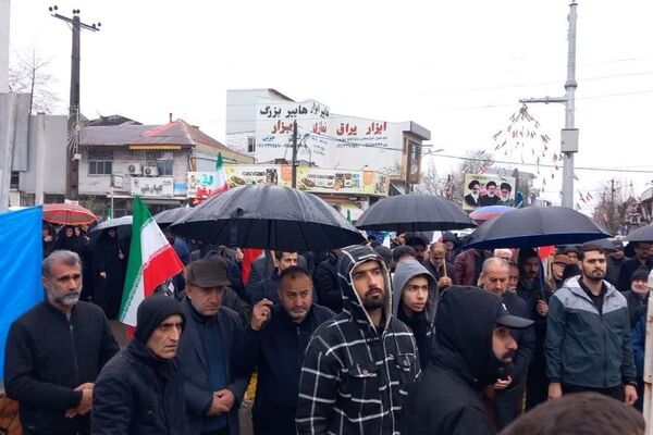 مردم خشکبیجار؛ ادامه راه رهبر شهید