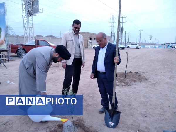 پویش مردمی درخت یادگار در یزد 