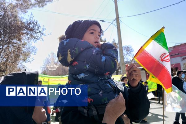 راهپیمایی ۲۲ بهمن در چهل و ششمین سالگرد پیروزی شکوهمند انقلاب اسلامی در شهرستان آباده