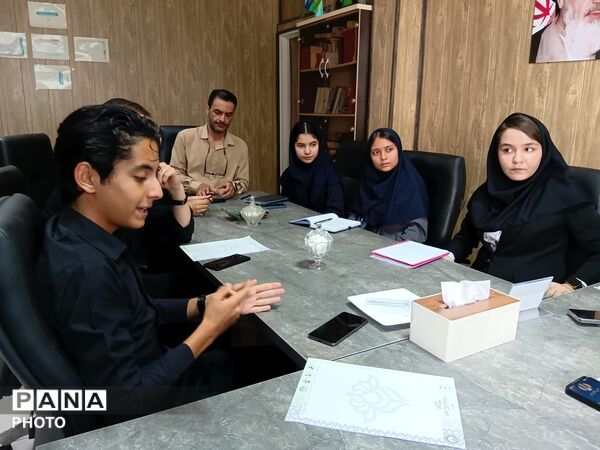 نشست شورای دانش‌آموزی  استان البرز