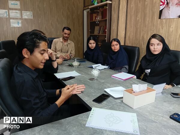 نشست شورای دانش‌آموزی  استان البرز