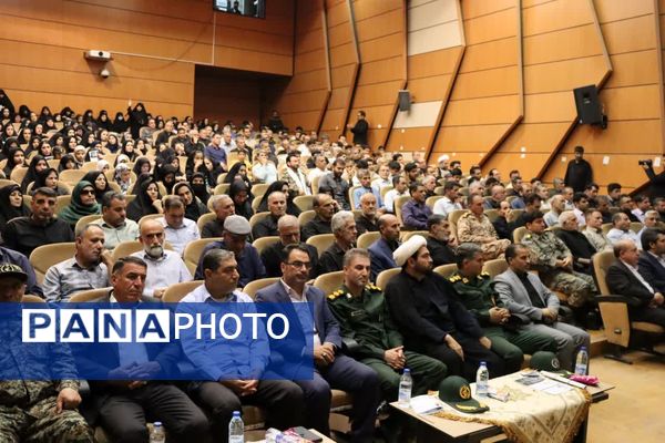 مراسم چهلم شهدای اقتدار در کوهدشت با حضور فرمانده سپاه حضرت ابوالفضل لرستان