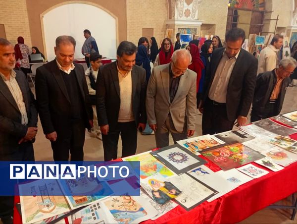 اختتامیه جشنواره هنری «فردا» و نمایشگاه آثار دانش‌آموزان ناحیه یک یزد