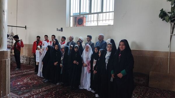 میز خدمت مسئولان در نماز جمعه شهر وردنجان