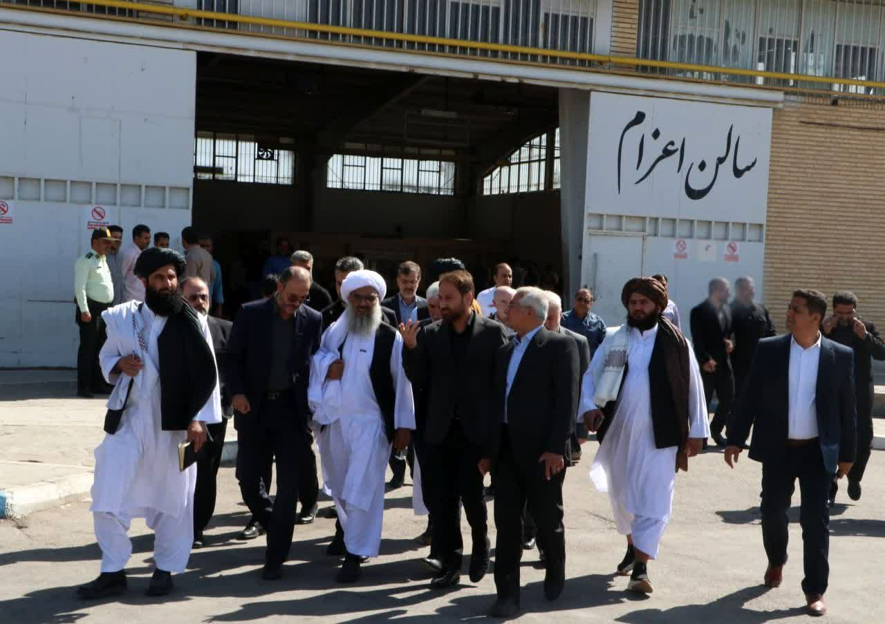 پایان سفر رسمی سه‌روزه؛ والی هرات از مشهد راهی افغانستان شد