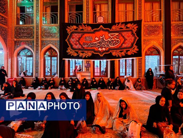 عزاداری شب یازدهم ماه محرم در تکیه ابوالفضلی 