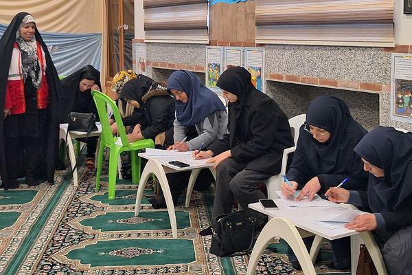 برگزاری کارگاه آموزشی «جشنواره سفیران» در دبستان شاهد ام البنین (س) ناحیه دو شهرری 