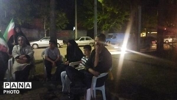 پاتوق گفت و گو و روشنگری در بلوار جمهوری نیشابور 