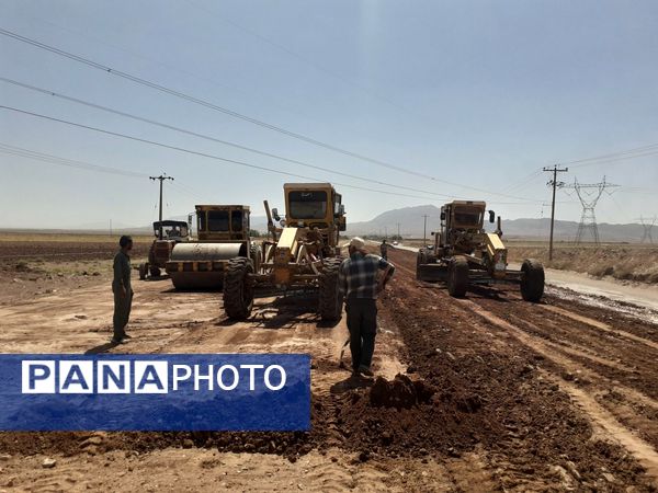 تسریع در اجرای پروژه ارتقای محور رباط سنگ - کدکن با دوبرابر شدن ماشین آلات راه سازی 