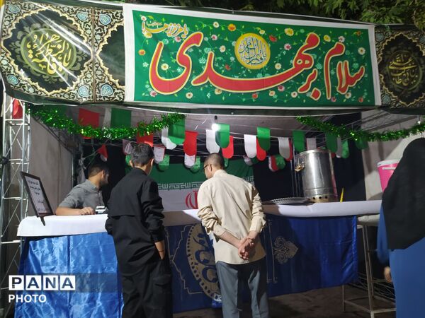 تجمعات شبانه پرشور در چهارراه هدایت مشهد