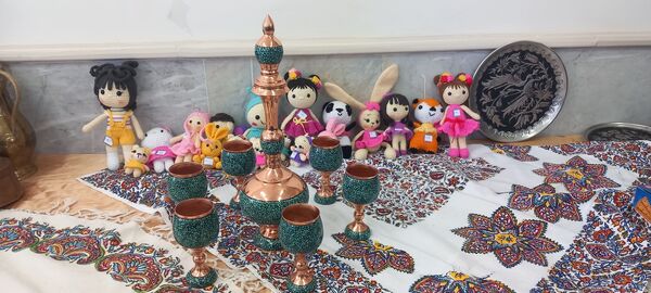 نمایشگاه دست‌سازه‌ها به‌مناسبت دهه فجر در شهر سپیددشت