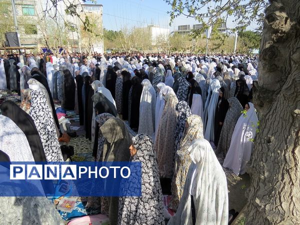 اقامه نماز عید فطر در شهرستان بجنورد 
