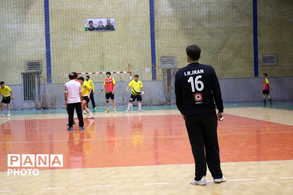 آغاز اردوی انتخابی تیم ملی هندبال دانش‌آموزی پسران در اصفهان