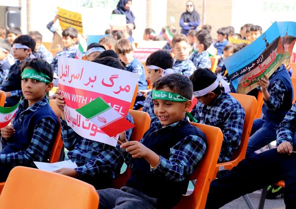 جشن عاطفه‌ها، جشن شکوفه زدن درختان احساس و مهربانی 