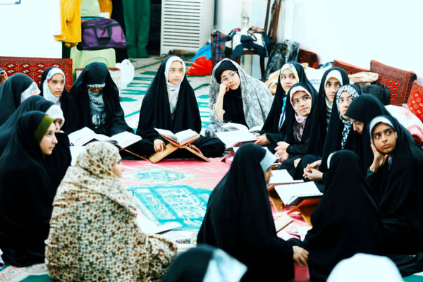 اعتکاف فرصتی برای نوجوانان تشنه عرفان و معنا