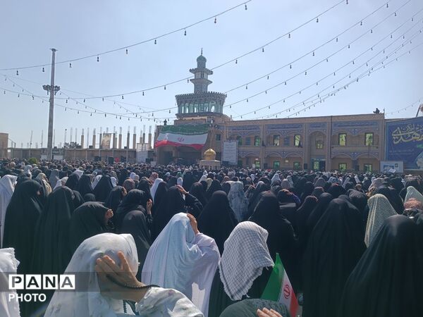 خروشِ بصیرت در صحن امامزاده جعفر (ع)؛ تالار قرآن پیشوا گنجایش دریای سوگواران مقتدا را نداشت