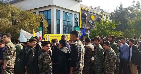 راهپیمایی ۱۳ آبان در تبادکان