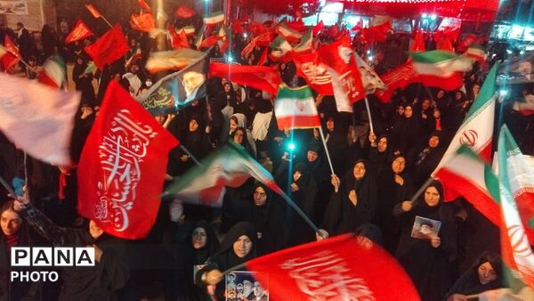 صد و پنجاه و ششمین شب تجمعات بیعت با رهبری در نورآباد 