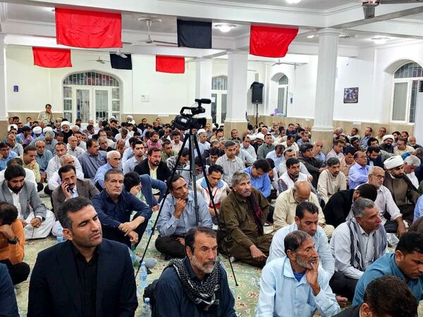 همایش یاوران ولایت در شهرستان‌های جنوب کرمان 