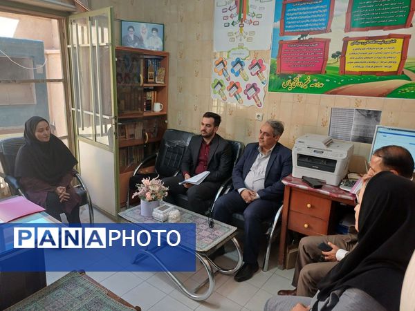 بازدید معاون آموزش متوسطه اداره‌کل آموزش و پرورش استان از مدارس شهرستان جاجرم 