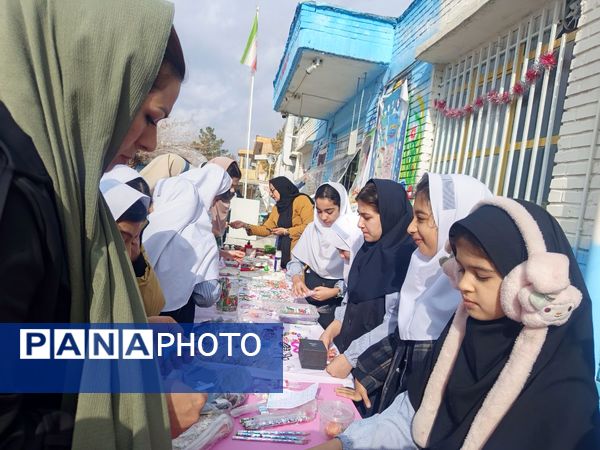بازارچه مادر دختر در دبستان سمیه