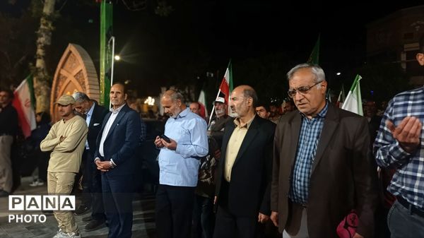 هفتادو یکمین شب مقاومت در حسینیه امام خمینی (ره) نیشابور 