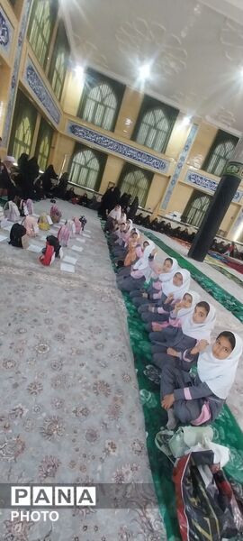 سنگر مسجد به یاد دانش‌آموزان میناب
