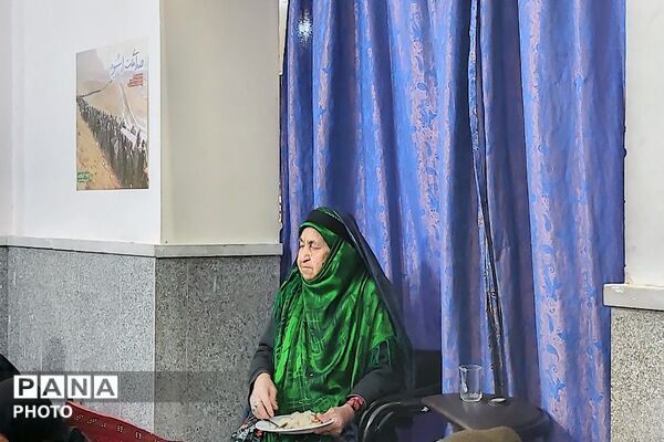 ضیافت افطاری همراه با نماز جماعت مغرب و عشاء در مسجد جامع شهر بار 