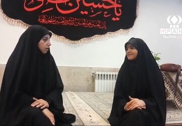 پاتوق نیلوفرانه با موضوع تربیون ازاد به همراه دختران فعال نیلوفری