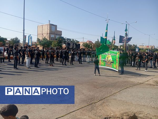 آیین استقبال از هیئت های عزاداری در روستای عشق آباد 