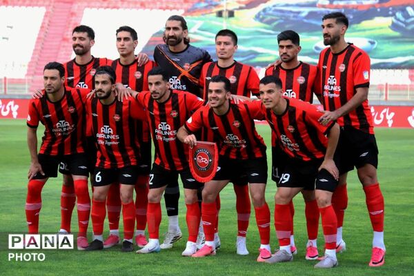 پیروزی یک بر صفر تراکتور در دیدار حساس مقابل پرسپولیس در تبریز