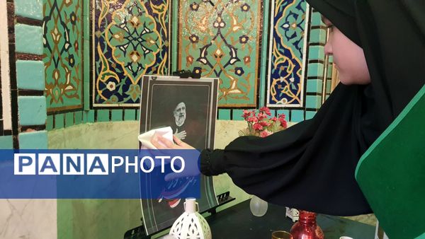 بزرگداشت شهدای خدمت در دبستان دخترانه شاهد تحقیقی ناحیه ۶