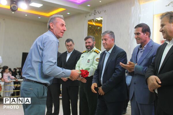 تجلیل از سفیران سلامت در شهرستان ملکان