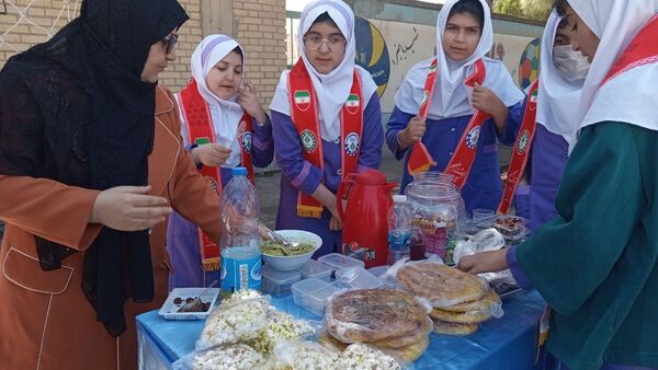 اردوی  درون مدرسه‌ای در مدرسه قرآنی شهید قادر پناه