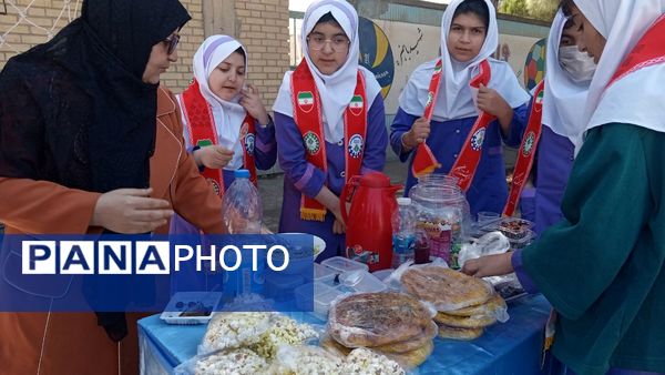 اردوی  درون مدرسه‌ای در مدرسه قرآنی شهید قادر پناه