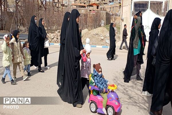 حضورخودجوش مردم سادات شهر بار به مناسبت شهادت حضرت آیت الله خامنه ای 