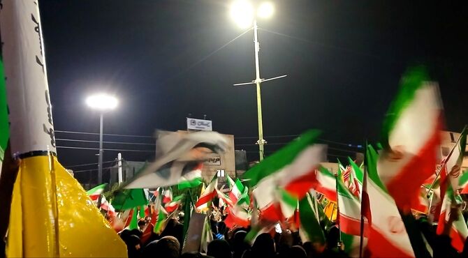 ایران؛ نماد صلابت و اقتدار؛ میناب، تجسم پایداری ملت