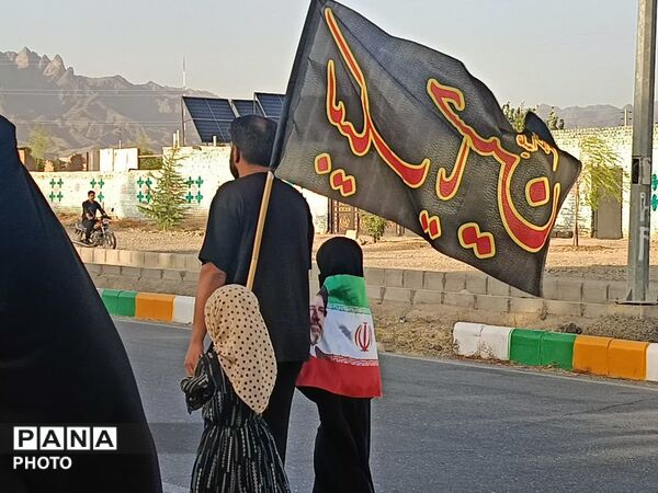 از پرچم ایران تا قاب شهدا؛ روایت دلدادگی در مسیر حسینی
