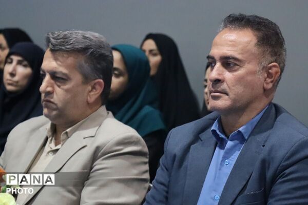 افتتاحیه طرح زمین های ورزشی در مدارس پاکدشت