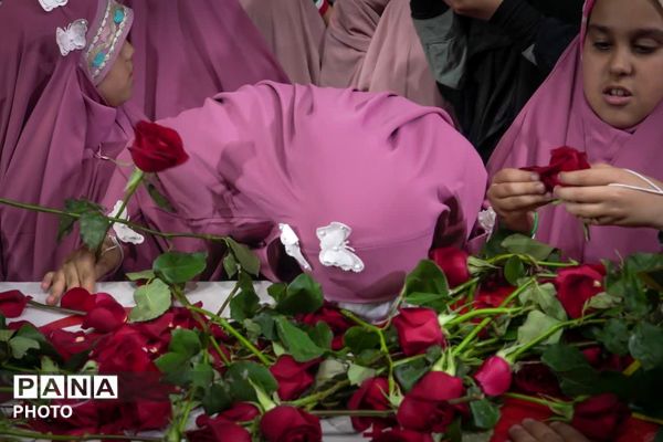 اولین جشن تکلیف دخترانه در تجمعات شبانه