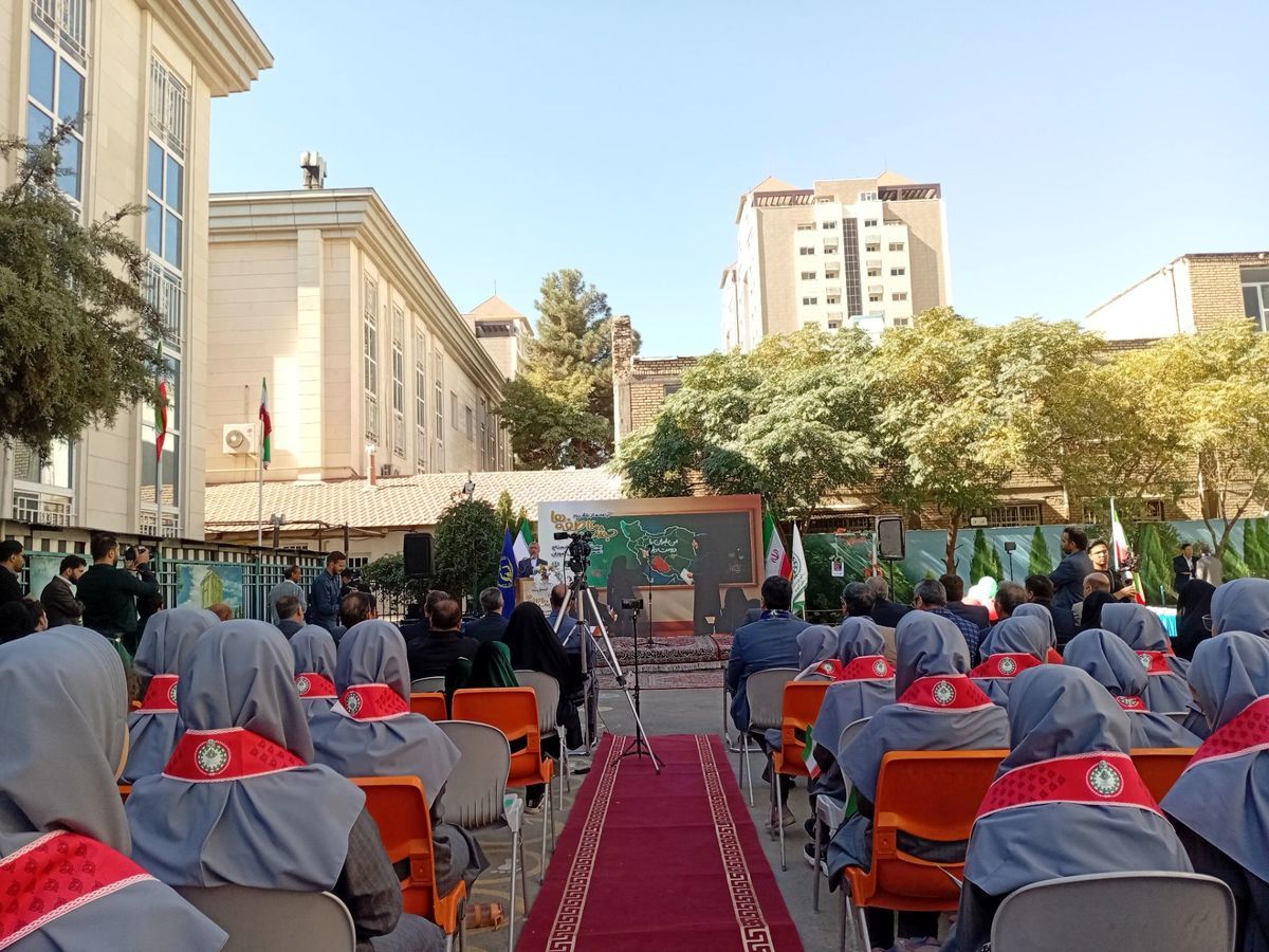 جشن عاطفه‌ها در مشهد برگزار شد