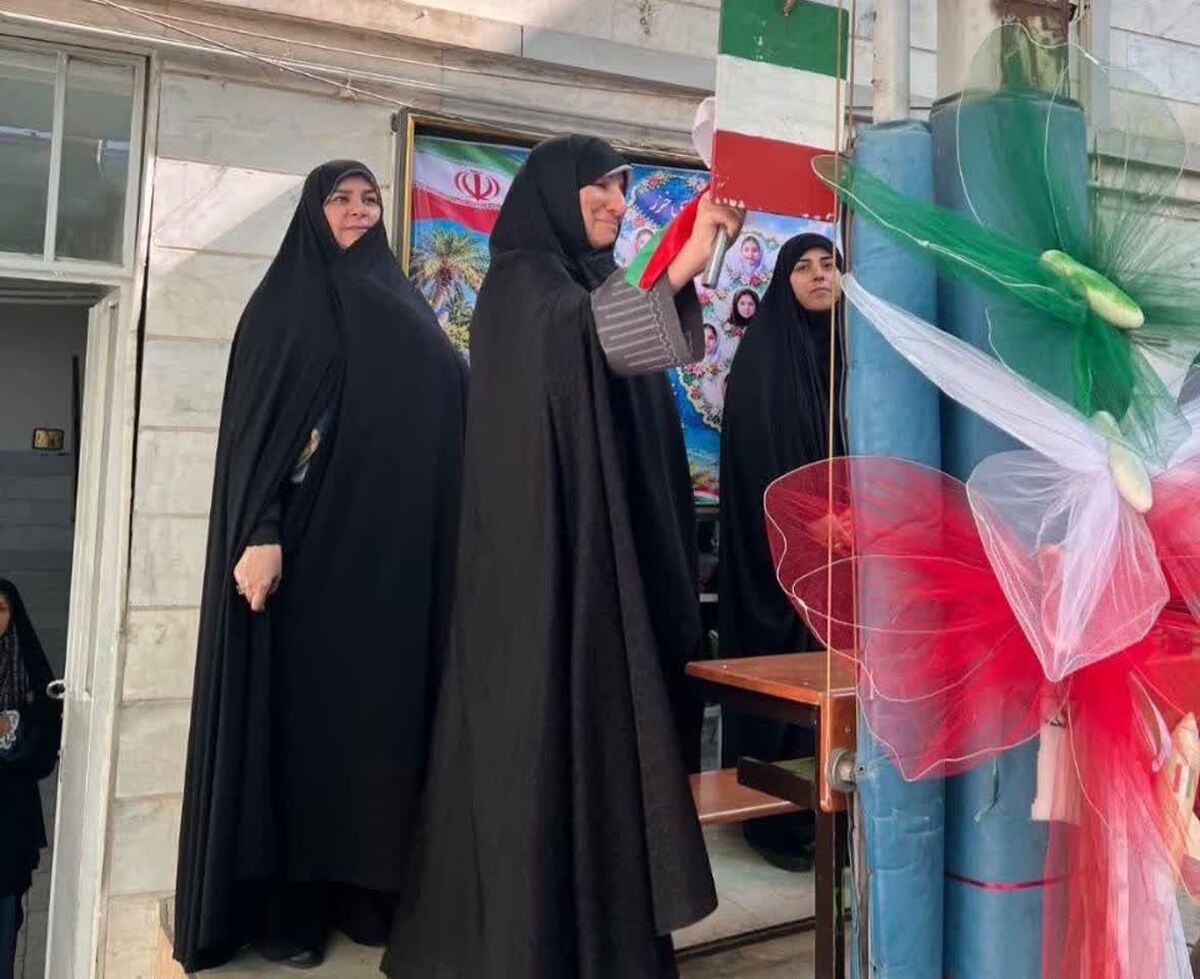 طنین زنگ ایثار و مقاومت در مدارس شاهد؛ آغاز سال تحصیلی با یاد شهدا
