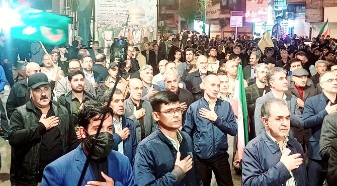 اوج همدلی وهمبستگی درشب شصت وپنجم، میدان امام خمینی (ره)شهرستان کوهدشت